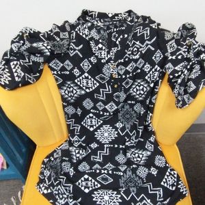 Rue 21 Black and White Aztec pattern shirt dress